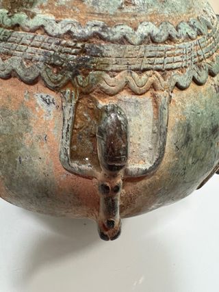 Antiguo Cántaro de Bronce