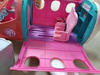 Avión de Barbie Rosa