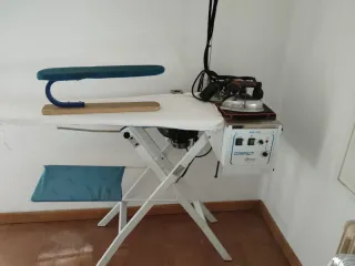 Mesa de planchado industrial Bielle