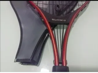 RAQUETA DE TENIS / FRONTENIS MONTANA