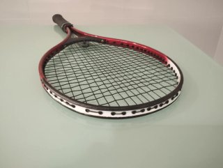 RAQUETA DE TENIS / FRONTENIS MONTANA