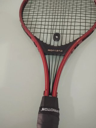RAQUETA DE TENIS / FRONTENIS MONTANA