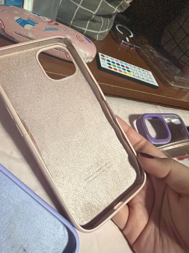 Cover per iPhone 13, leggere la descrizione