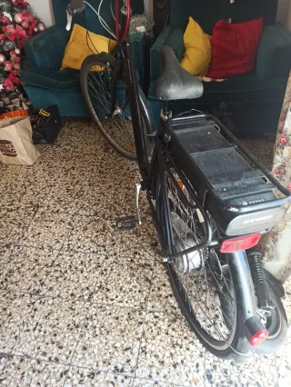 Bicicleta Eléctrica Negra se vende 350 negociable