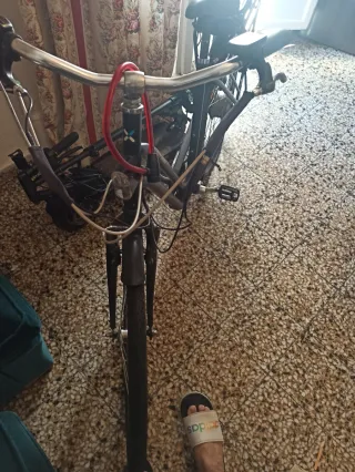 Bicicleta Eléctrica Negra se vende 350 negociable