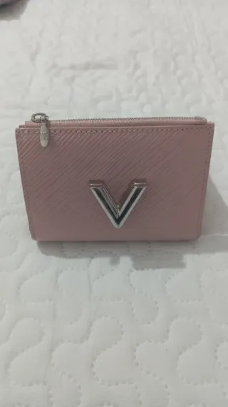 Monedero Louis Vuitton Rosa y Plateado