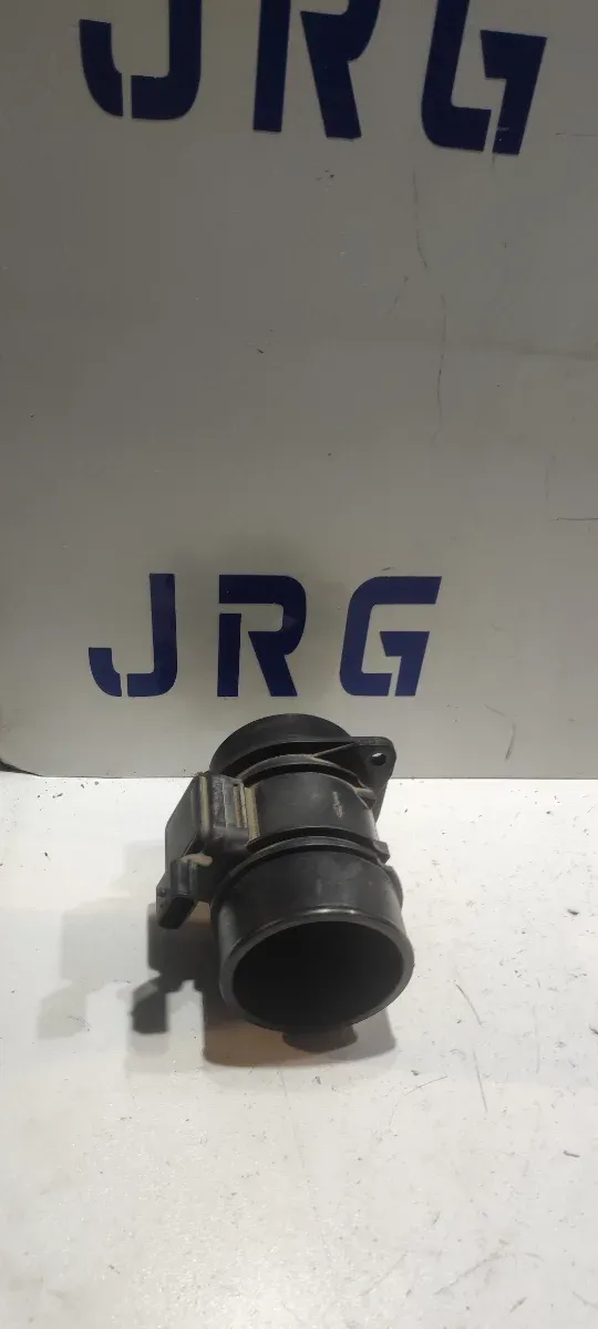 39 Caudalímetro Renault 1.5 DCI