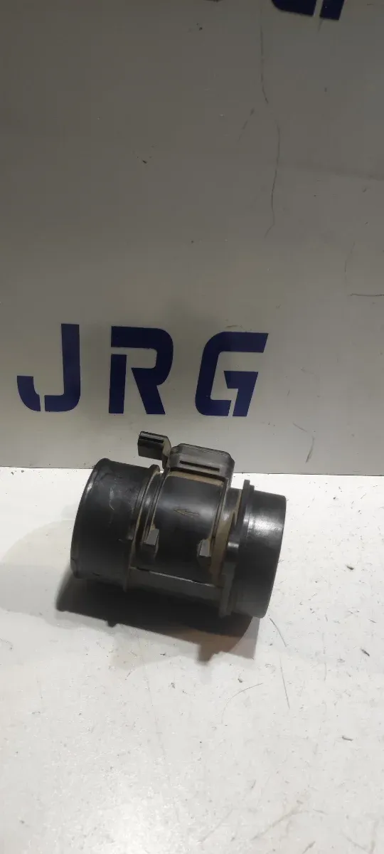 39 Caudalímetro Renault 1.5 DCI