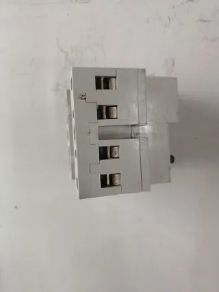 Interruptor Diferencial Multi9 ID 63A