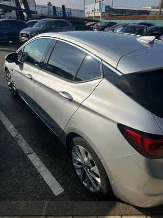 OPEL ASTRA K EXCELLENCE En perfecto estado