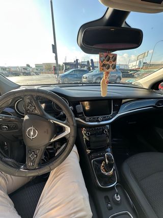 OPEL ASTRA K EXCELLENCE En perfecto estado