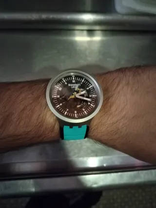 Swatch Dark Irony Negro y Turquesa