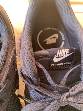 Zapatillas Nike Venture Runner Talla 40.5 UNISEX