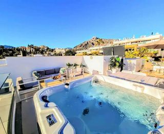 Chalet en alquiler en Lomas de Marbella Club - Puente Romano en Marbella