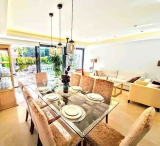 Chalet en alquiler en Lomas de Marbella Club - Puente Romano en Marbella