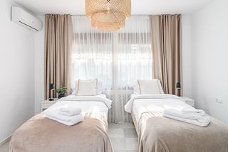 Casa en alquiler en Río Real en Marbella