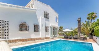 Casa en alquiler en Río Real en Marbella