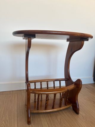 Mesa auxiliar de salón de madera