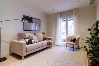 Piso en alquiler en Nueva España en Madrid