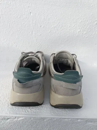 Zapatillas Scalpers Talla 42 Beige/Gris