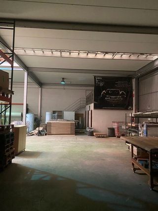 Nave industrial en alquiler en Silla