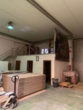 Nave industrial en alquiler en Silla