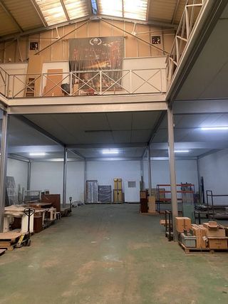 Nave industrial en alquiler en Silla
