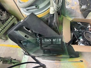 Puerta Trasera Derecha Toyota Avensis 08-18