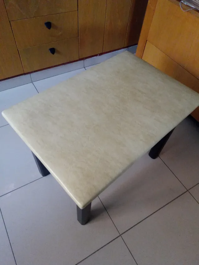 Banco imbottito in legno