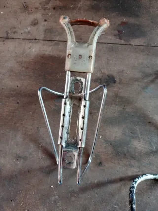 Portabidones antiguos para bicicleta
