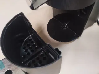 Cafetera CoffeeB by Café Royal – Modelo Globe Blac