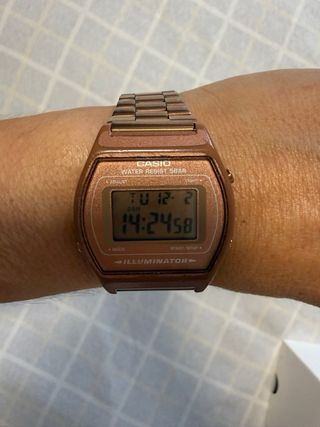 Reloj Casio Vintage Rosa Dorado acero inoxidable