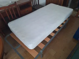 Somier metálico con láminas de madera