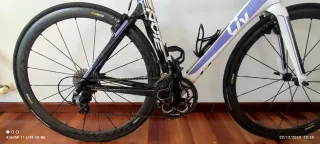 Bicicleta de carretera Liv