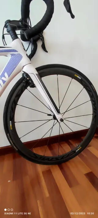 Bicicleta de carretera Liv