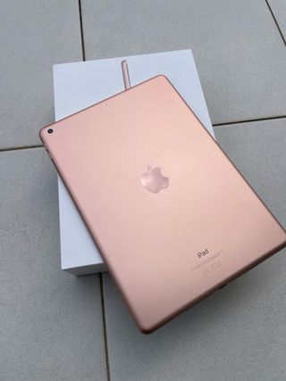 iPad 7ª Gen (2019) para piezas