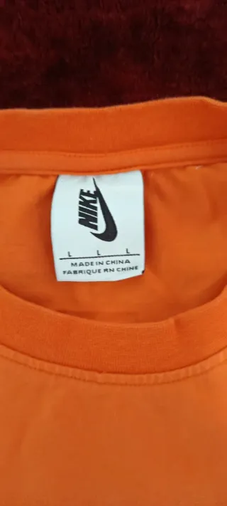 .camisetas originales burberry tommy nike.