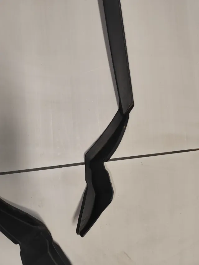 Molduras Parabrisas Toyota C-HR Originales