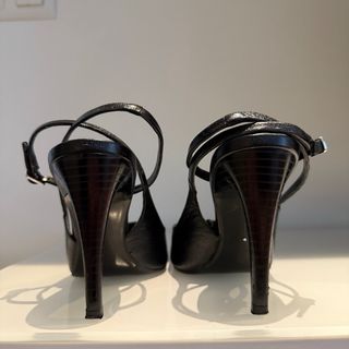 Zara Leather heeled shoes