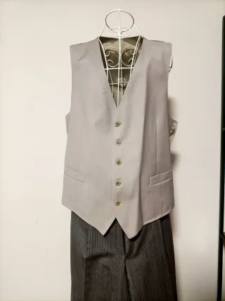 Abito da cerimonia grigio