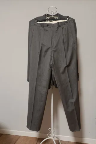 Abito da cerimonia grigio