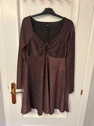 Vestido brillante rosa y marrón