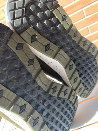 Zapatillas marca VANS Talla 40.5 UNISEX