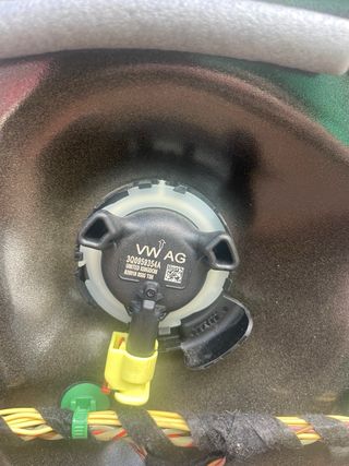 Despiece Puerta Piloto VW Passat 2016