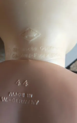 Muñeca original Schildkröt (marca Tortuga)