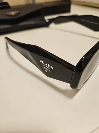 Occhiali da sole Prada neri