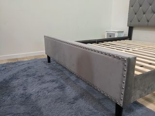 Cama Matrimonio Cabecero Capitó Gris