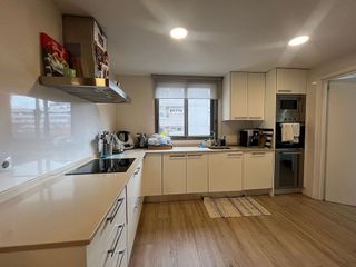 Piso en alquiler en Castillejos en Madrid