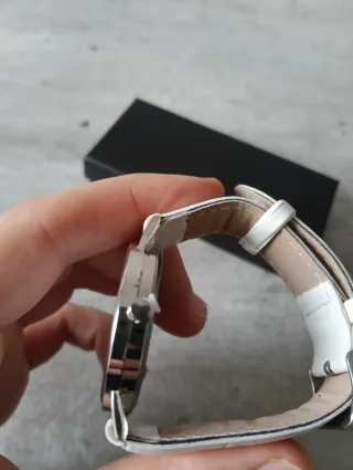 Elegante Orologio da Polso Bianco Argento