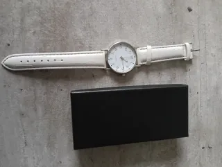 Elegante Orologio da Polso Bianco Argento